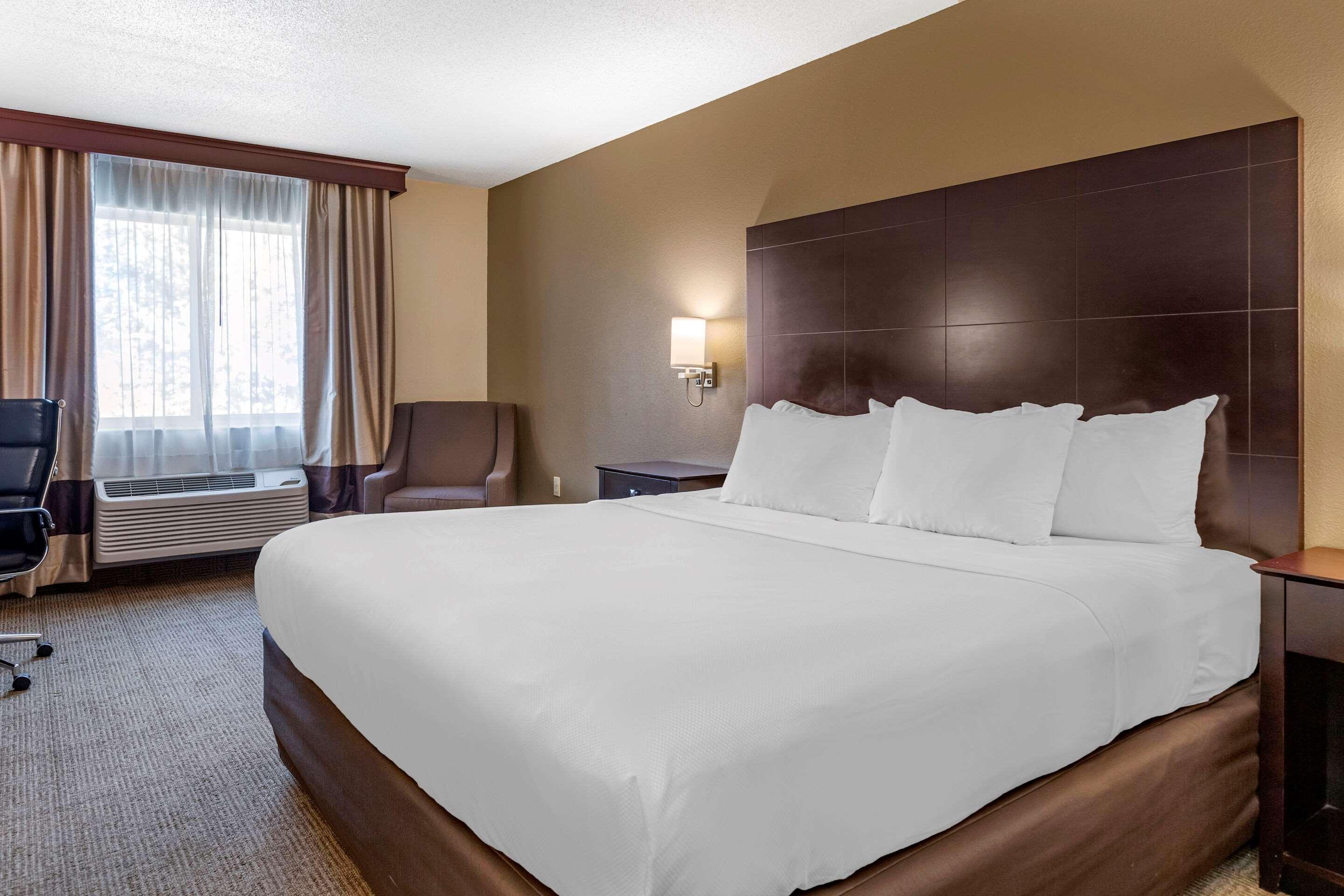 Comfort Inn & Suites Paw Paw Buitenkant foto