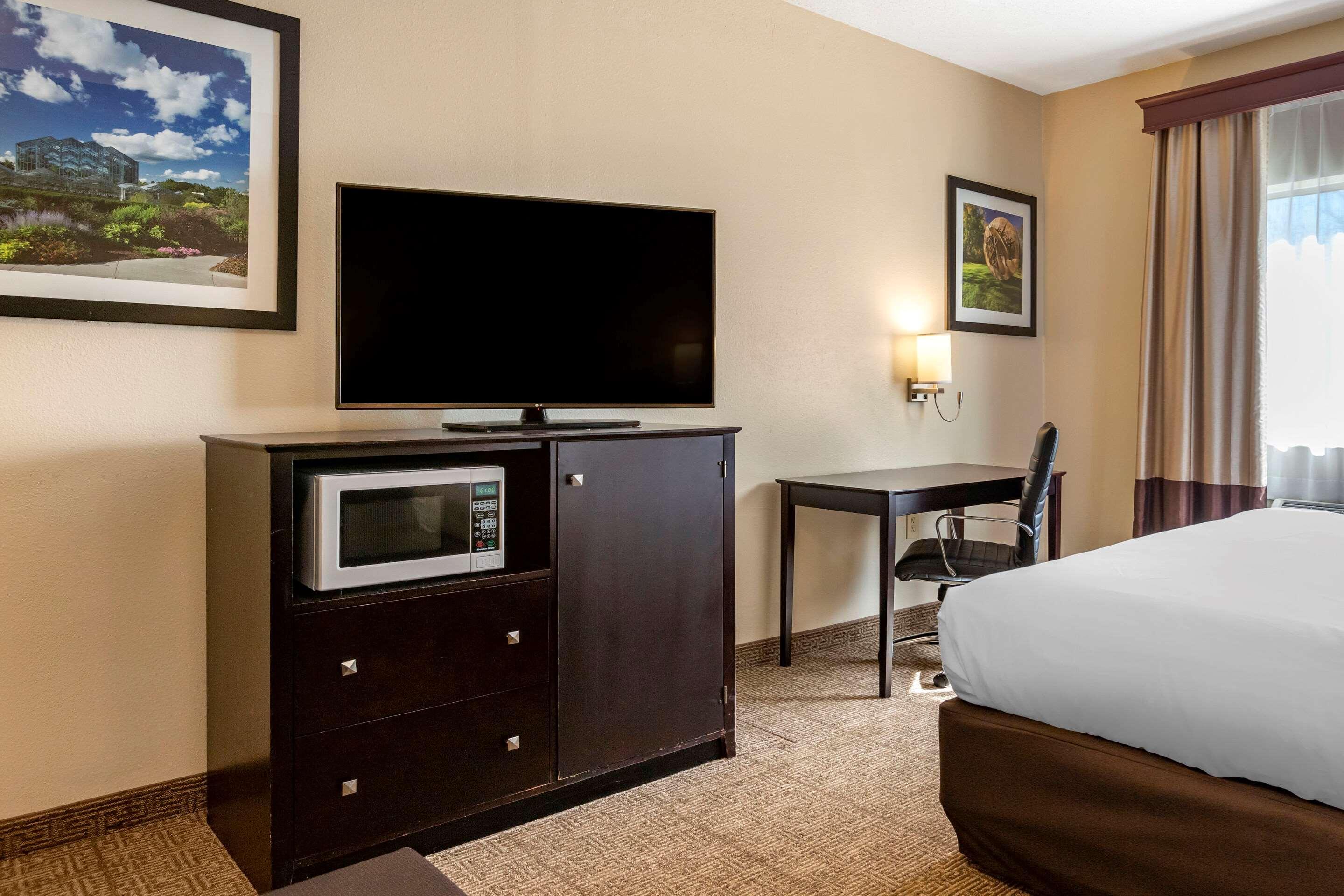 Comfort Inn & Suites Paw Paw Buitenkant foto
