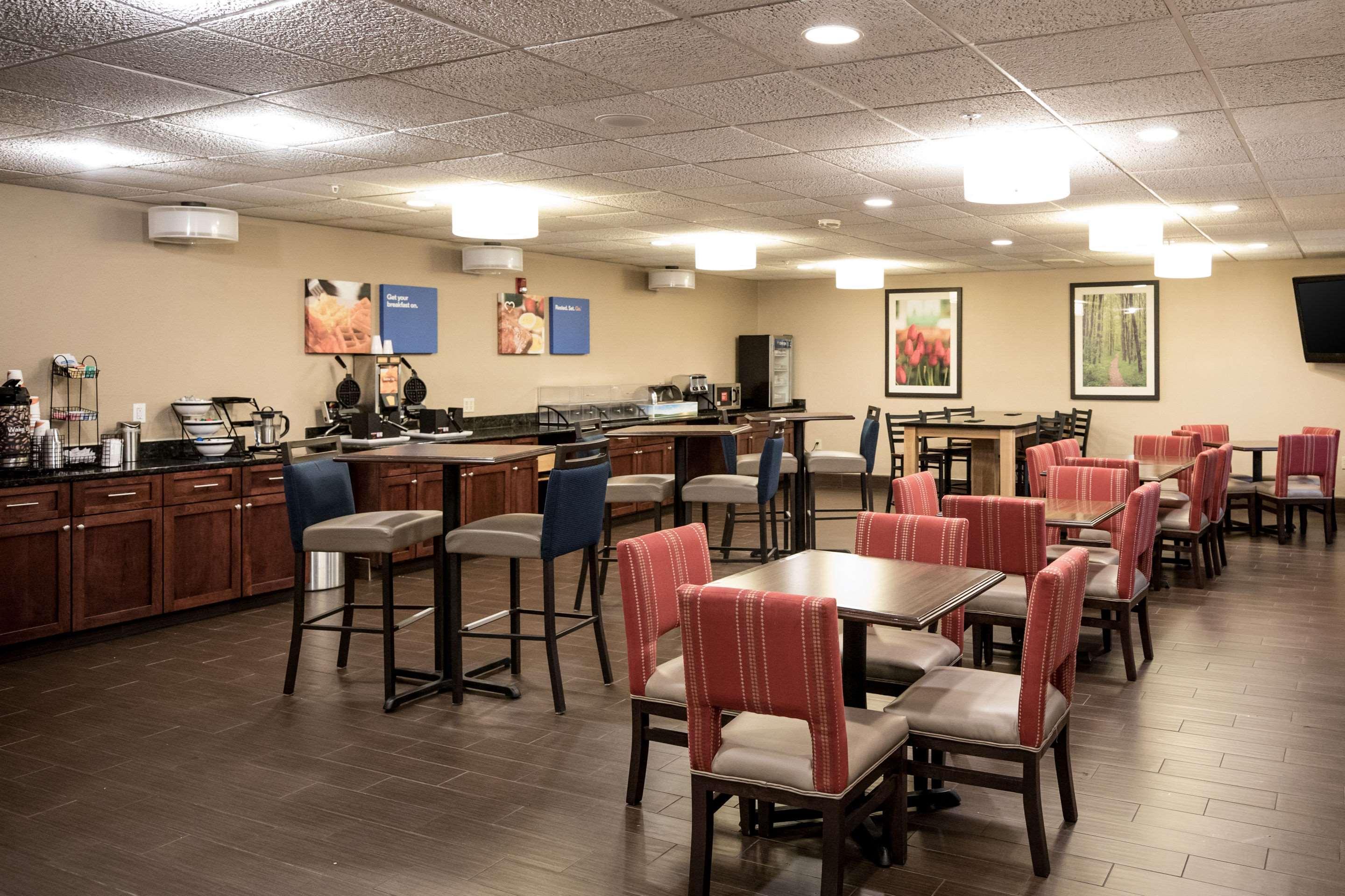 Comfort Inn & Suites Paw Paw Buitenkant foto