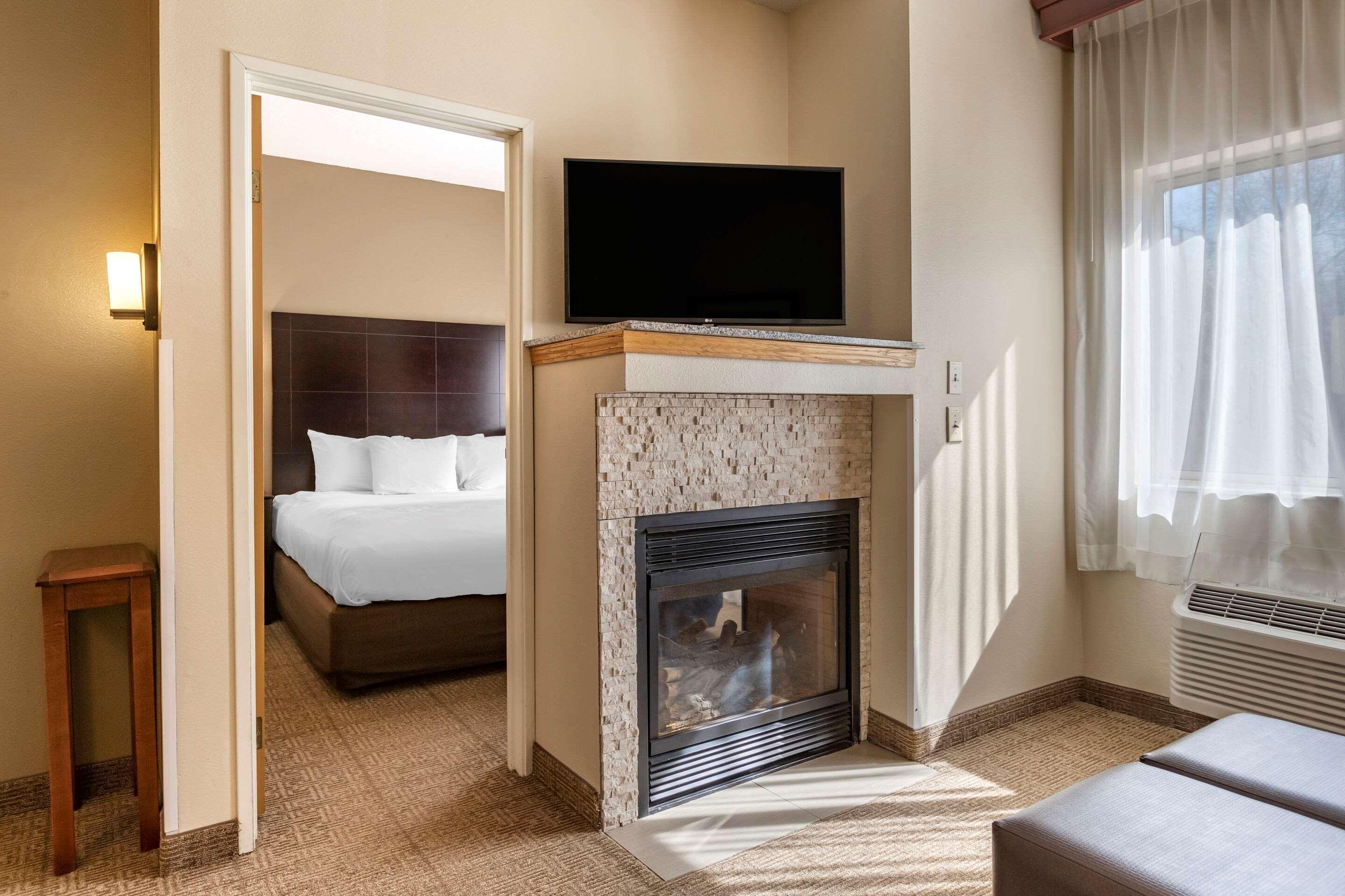 Comfort Inn & Suites Paw Paw Buitenkant foto